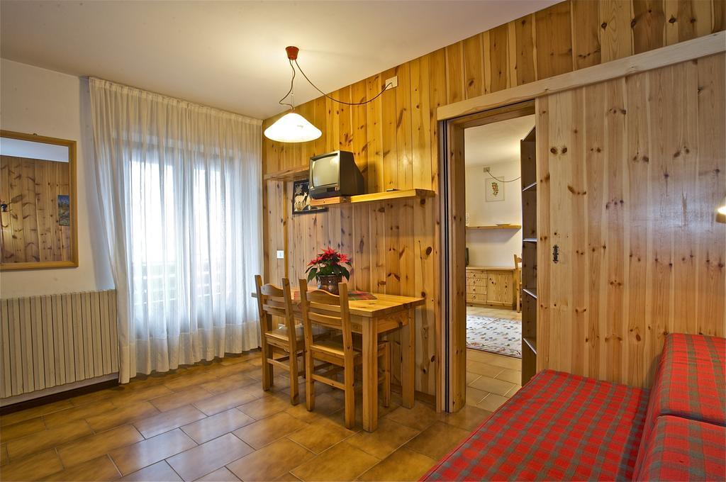 Residence Raffaella Santa Caterina Valfurva Zimmer foto